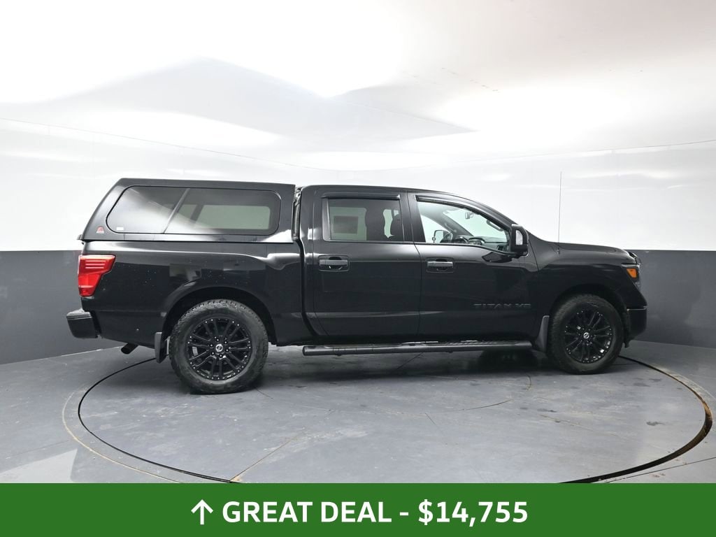 Used 2018 Nissan Titan SV with VIN 1N6AA1E56JN520331 for sale in Delavan, WI
