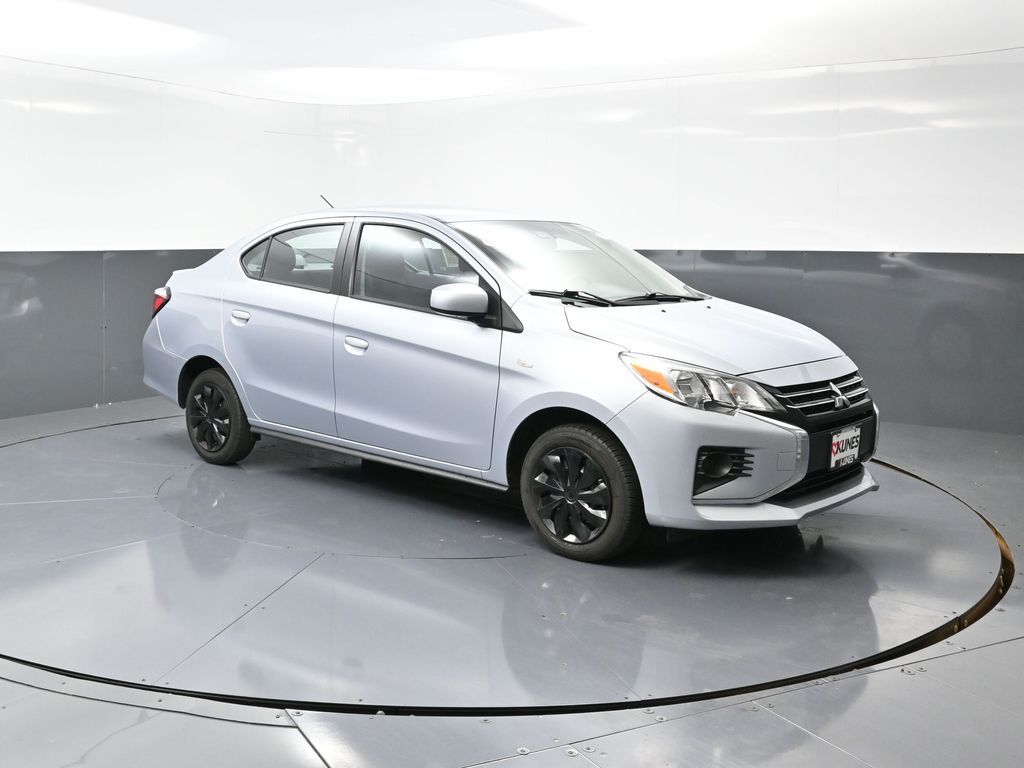 2024 Mitsubishi Mirage G4 ES photo 2