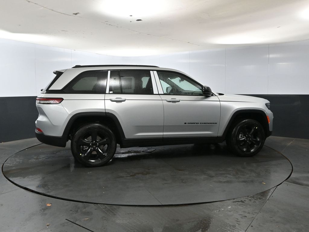 New 2025 Jeep Grand Cherokee Altitude X Sport Utility