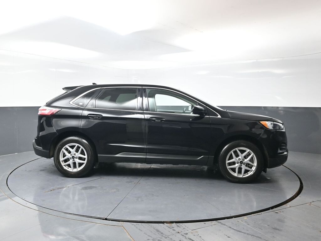 Used 2024 Ford Edge SUV
