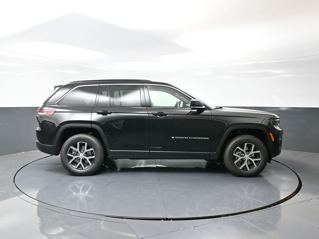 New 2025 Jeep Grand Cherokee Limited Sport Utility