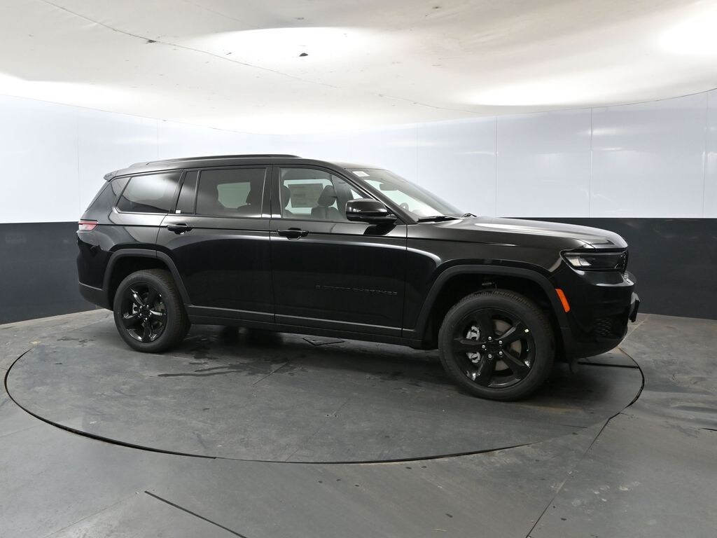 New 2025 Jeep Grand Cherokee Altitude X Sport Utility