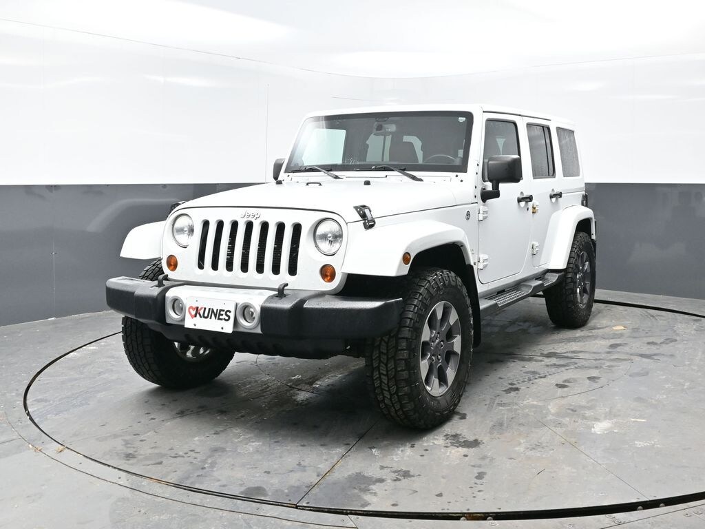 Used 2013 Jeep Wrangler Unlimited Sahara SUV