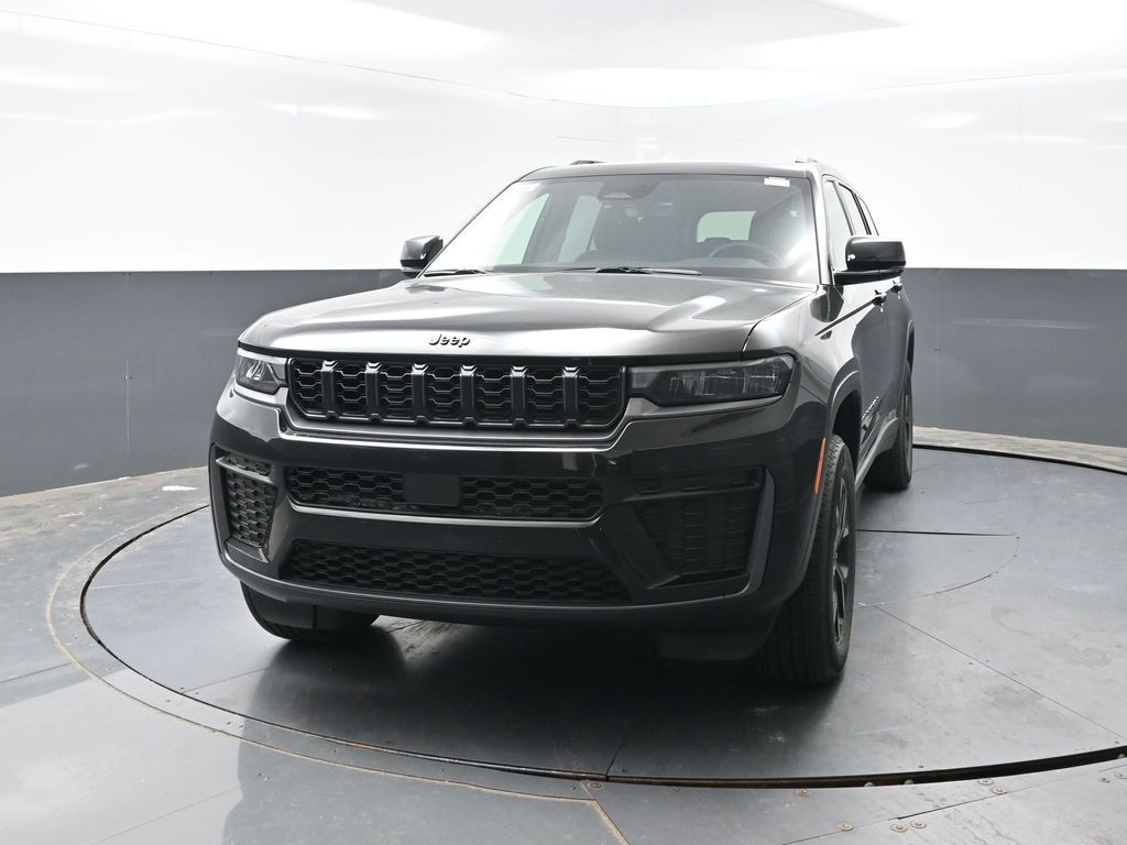 New 2026 Jeep Grand Cherokee L Altitude Sport Utility