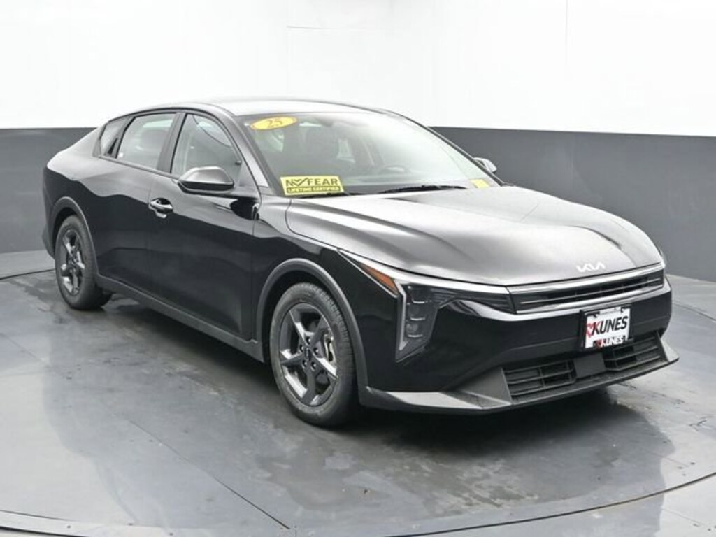 Used 2025 Kia K4 LXS