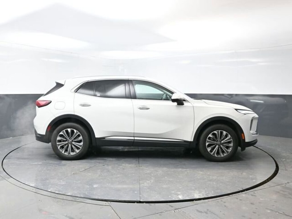 Used 2024 Buick Envision Preferred SUV