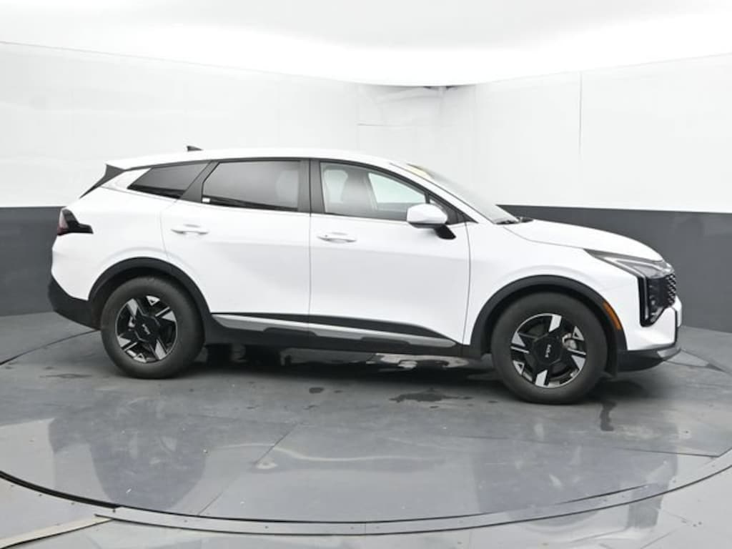 Used 2026 Kia Sportage LX