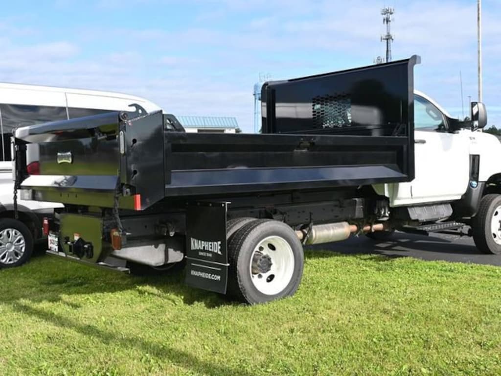 Used 2022 International CV515