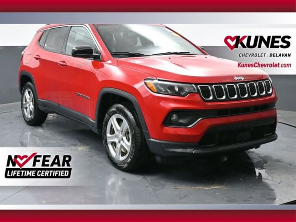 Used 2024 Jeep Compass Latitude
