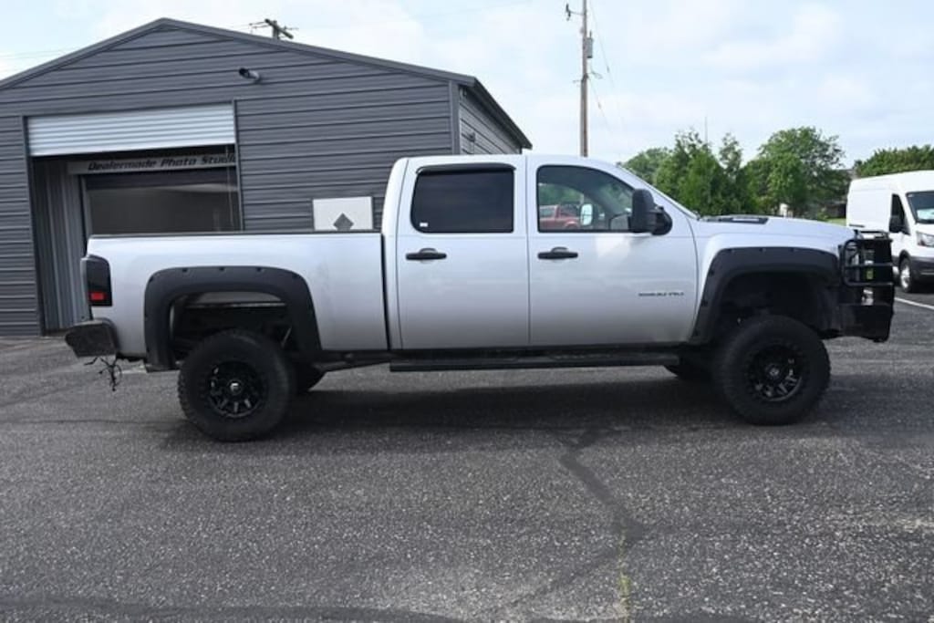 Used 2011 Chevrolet Silverado 2500 HD LT Truck