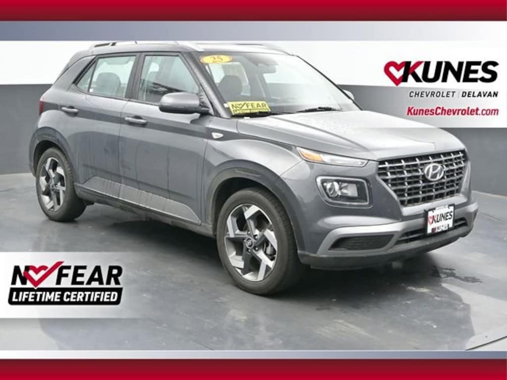 Used 2025 Hyundai Venue SEL