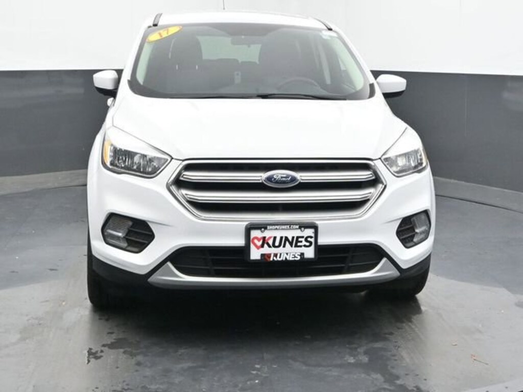 Used 2017 Ford Escape SE