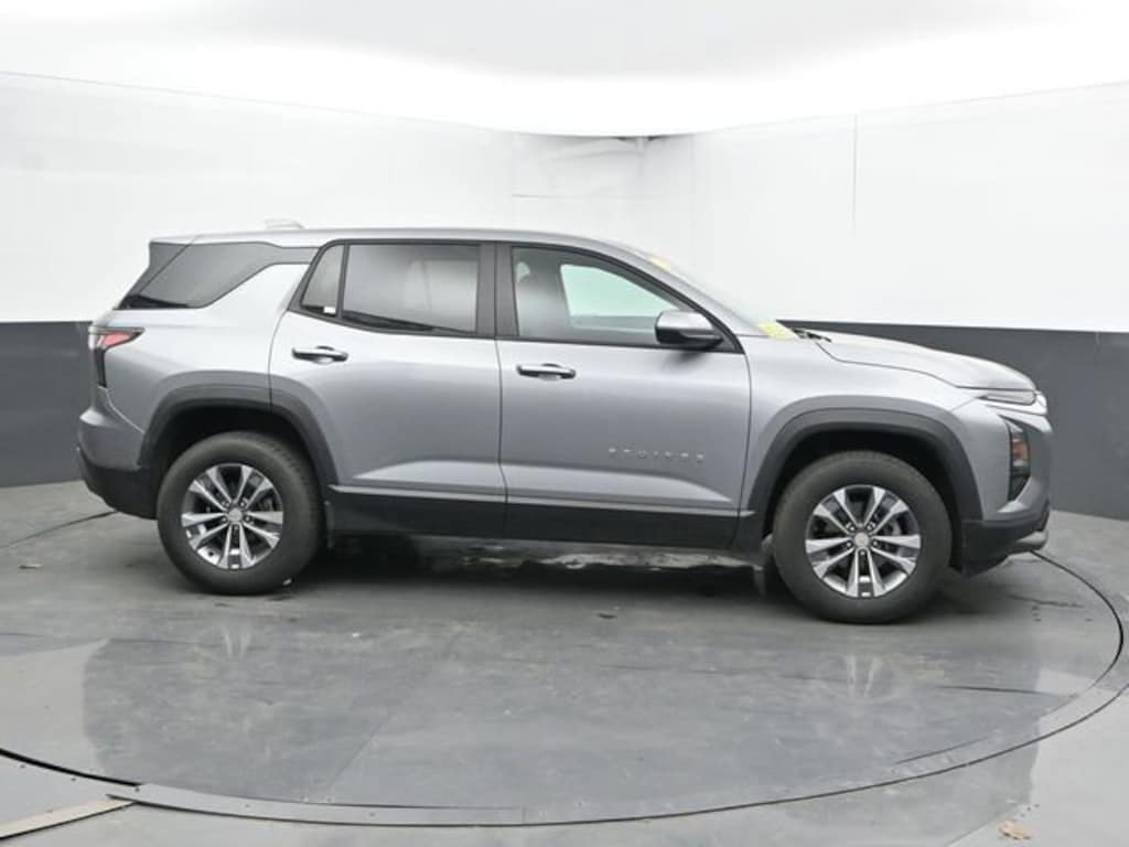 Used 2025 Chevrolet Equinox LT SUV