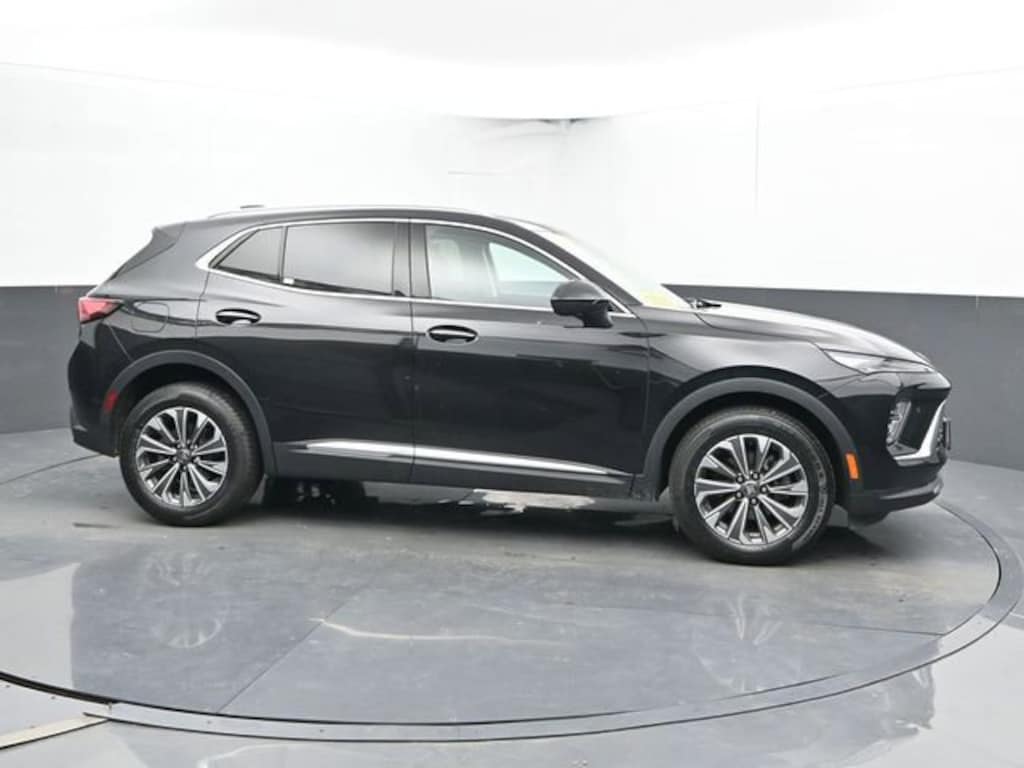 Used 2024 Buick Envision Preferred SUV