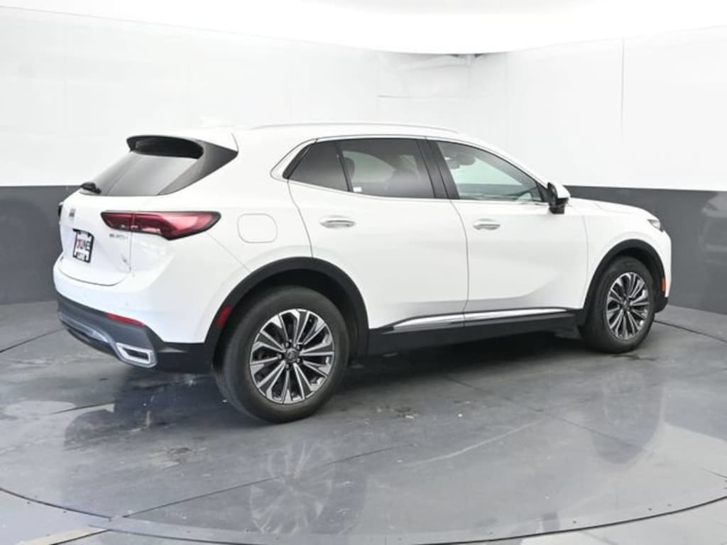 Used 2024 Buick Envision Preferred SUV