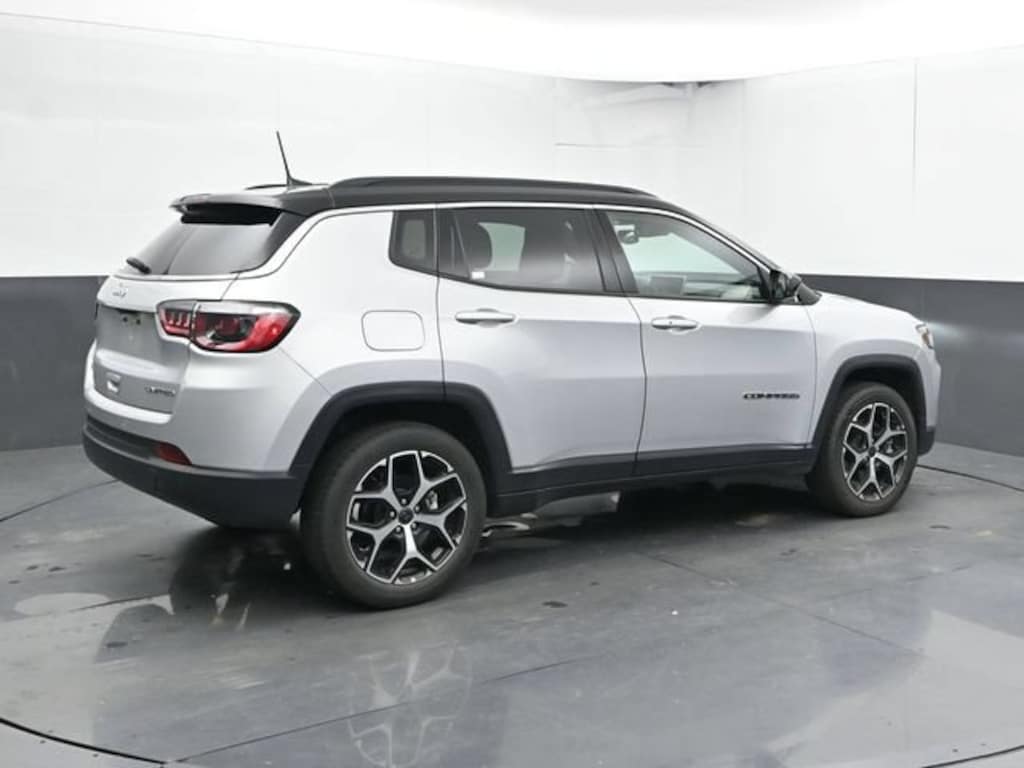 Used 2025 Jeep Compass Limited