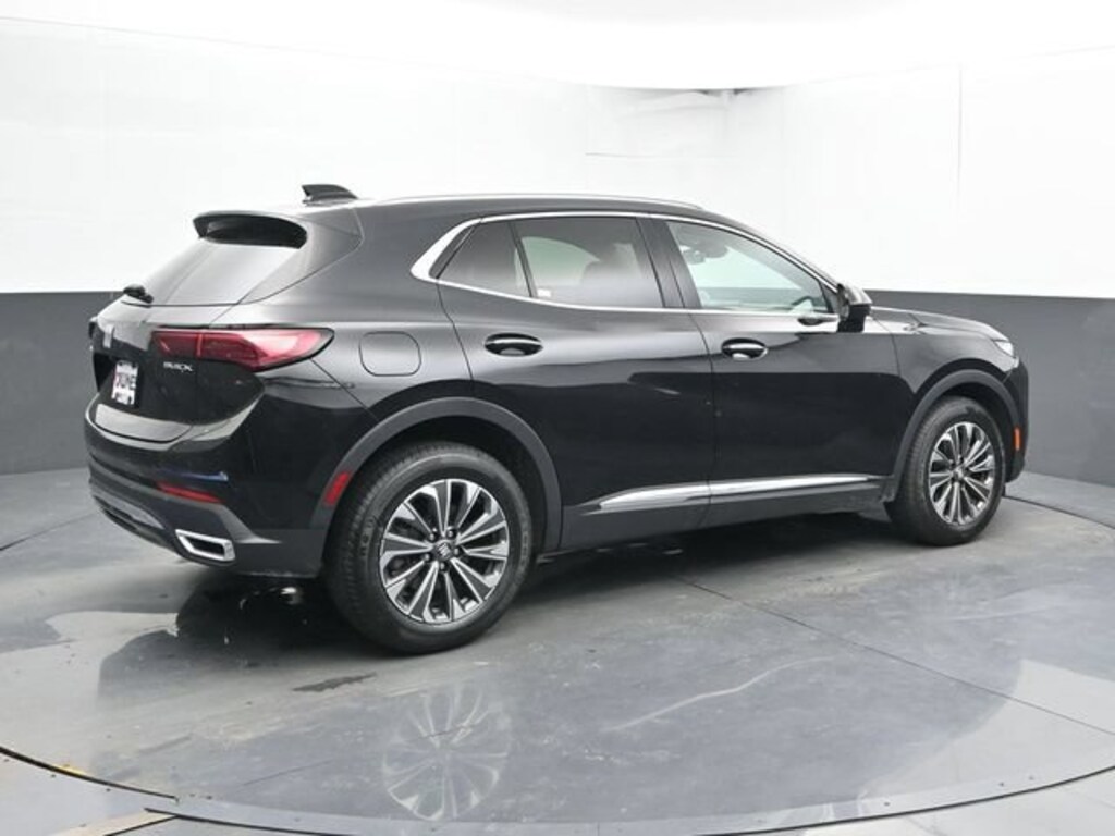Used 2024 Buick Envision Preferred SUV