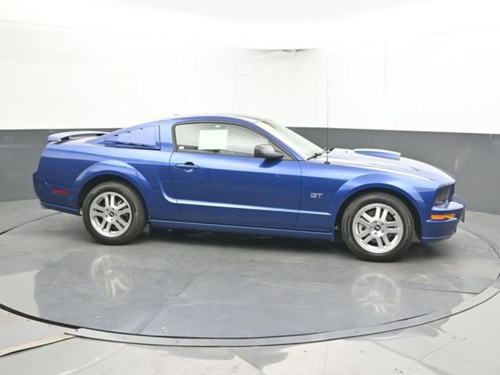 Used 2007 Ford Mustang GT Deluxe