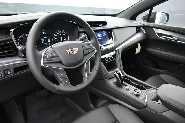 2026 Cadillac XT5 Luxury - Photo 14