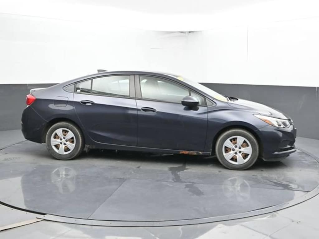 Used 2016 Chevrolet Cruze LS Car