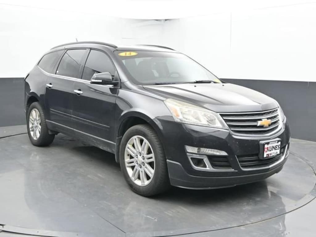 Used 2014 Chevrolet Traverse LT SUV