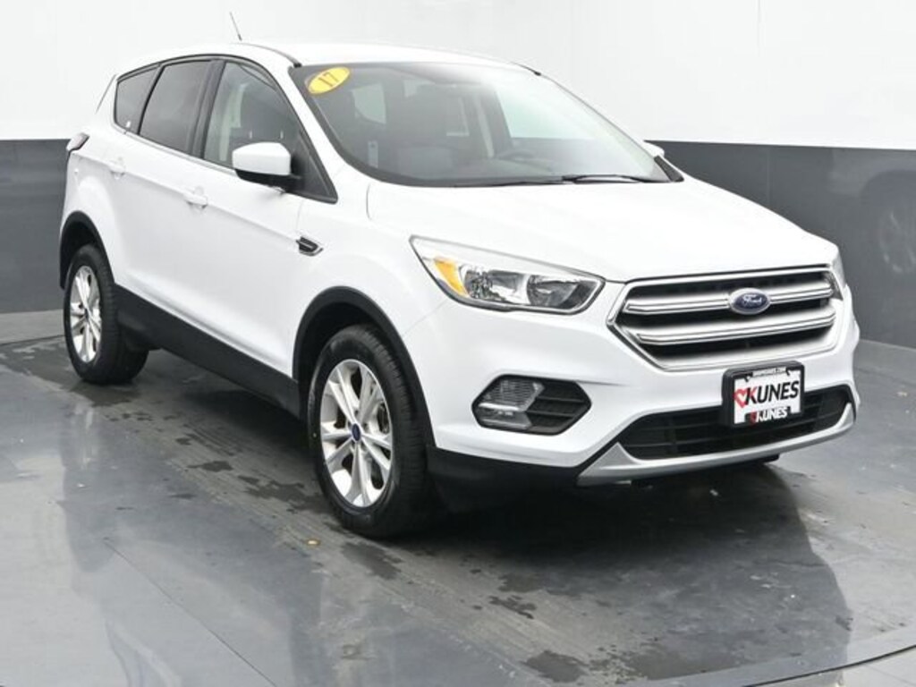 Used 2017 Ford Escape SE