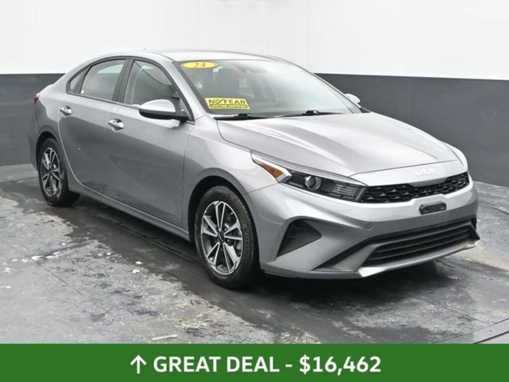 Used 2024 Kia Forte LXS