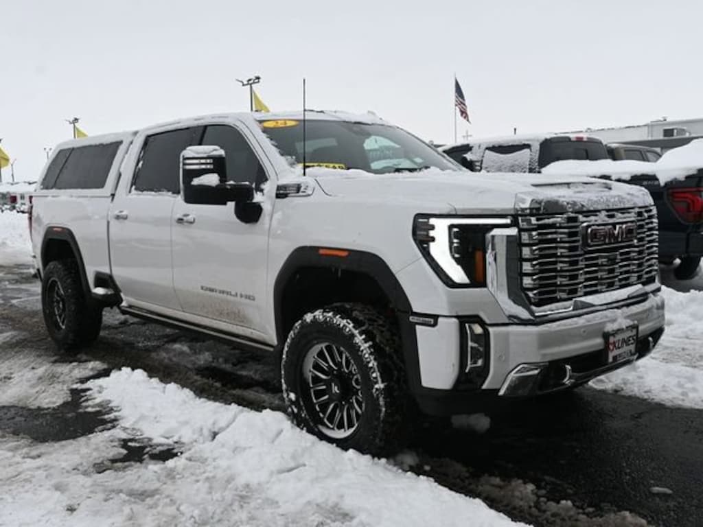 Used 2024 GMC Sierra 2500 HD Denali Truck