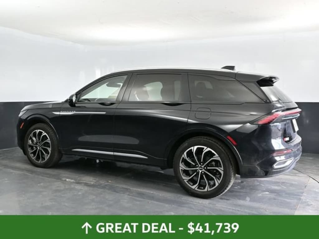 Used 2024 Lincoln Nautilus Reserve