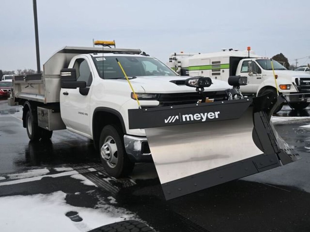 New 2025 Chevrolet Silverado 3500 HD Chassis Cab Work Truck Truck
