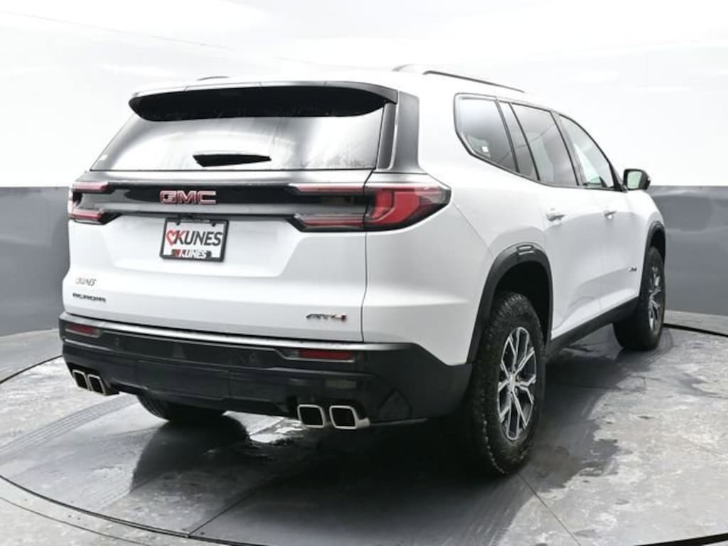 Used 2026 GMC Acadia AT4 SUV