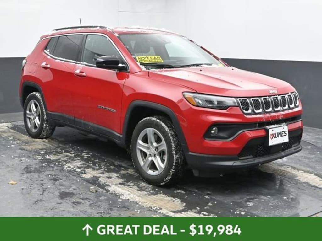 Used 2024 Jeep Compass Latitude