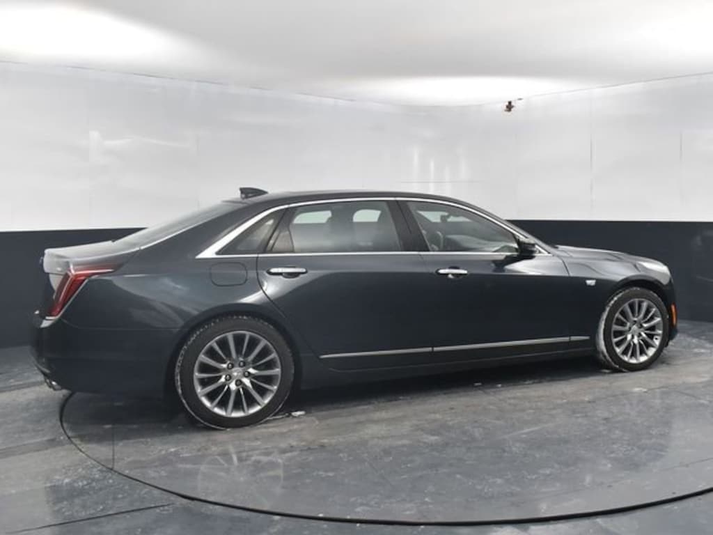 Used 2018 CADILLAC CT6 Luxury AWD Car