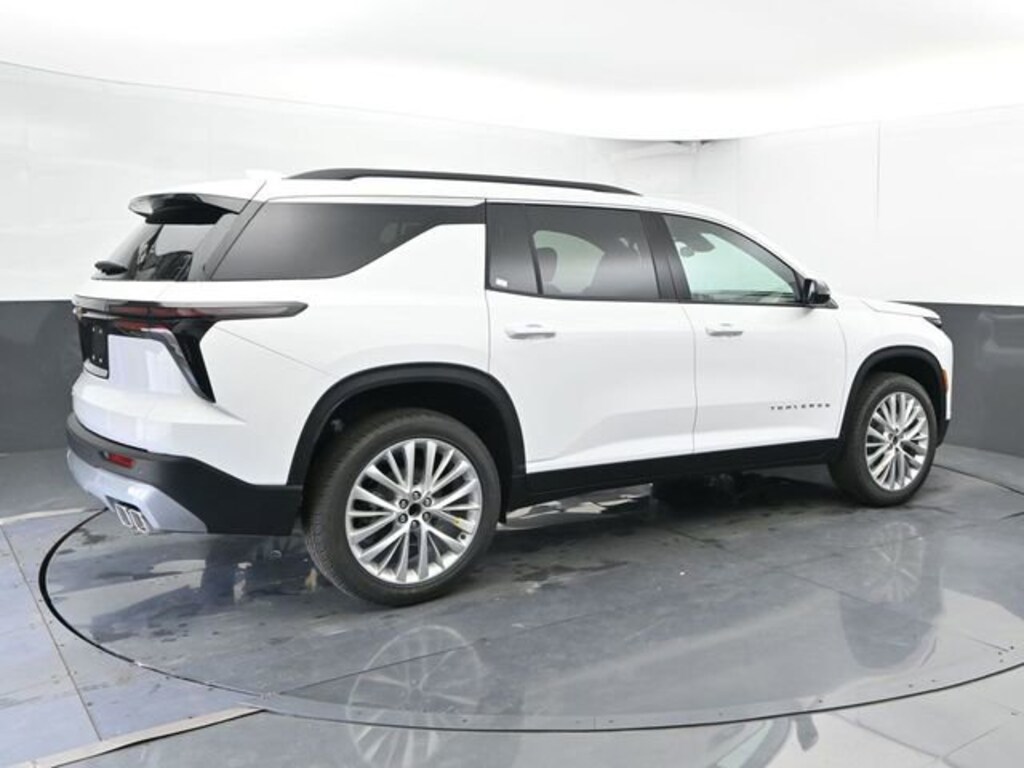 New 2026 Chevrolet Traverse LT SUV
