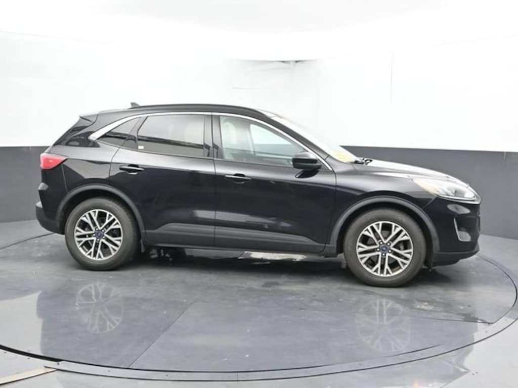 Used 2021 Ford Escape SEL