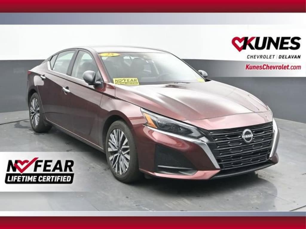 Used 2025 Nissan Altima SV