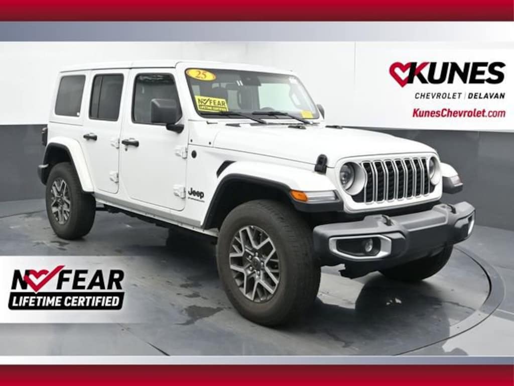Used 2025 Jeep Wrangler Sahara