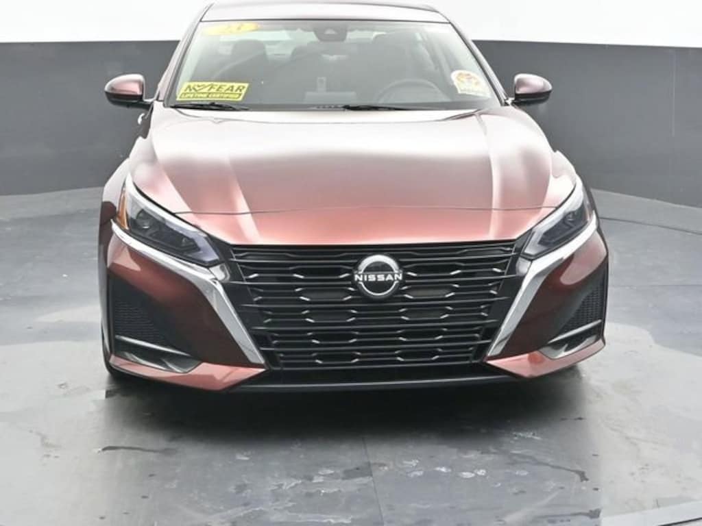 Used 2023 Nissan Altima 2.5 SV