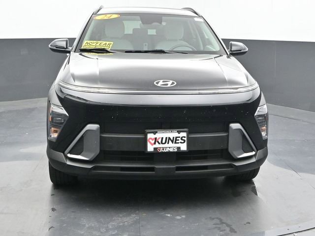 2024 Hyundai Kona SEL photo 3
