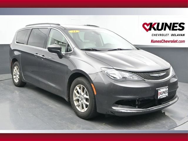 2021 Chrysler Voyager