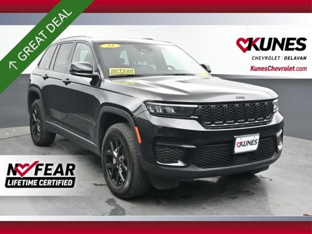 Used 2025 Jeep Grand Cherokee Altitude