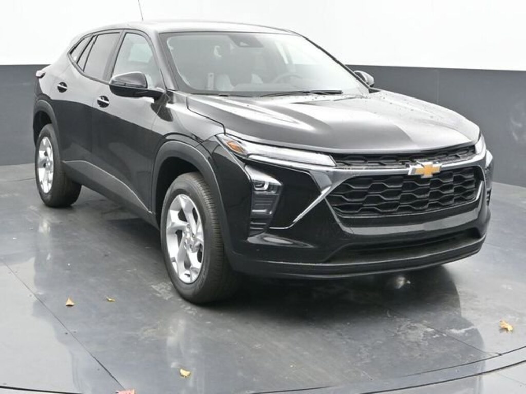 New 2026 Chevrolet Trax LS SUV
