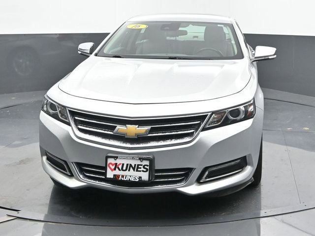 2016 Chevrolet Impala LTZ photo 3