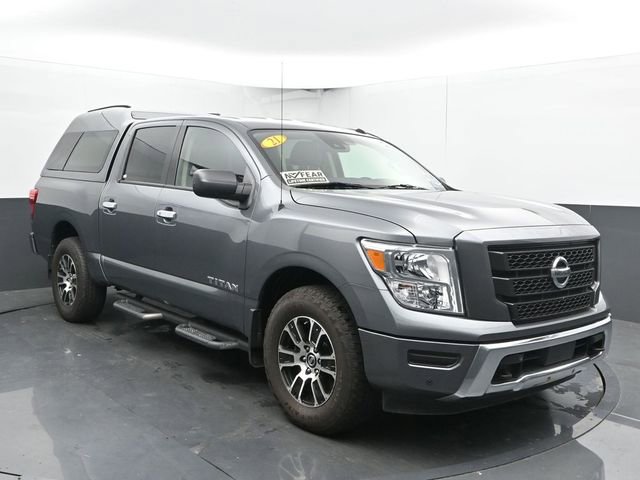 2021 Nissan Titan SV photo 2
