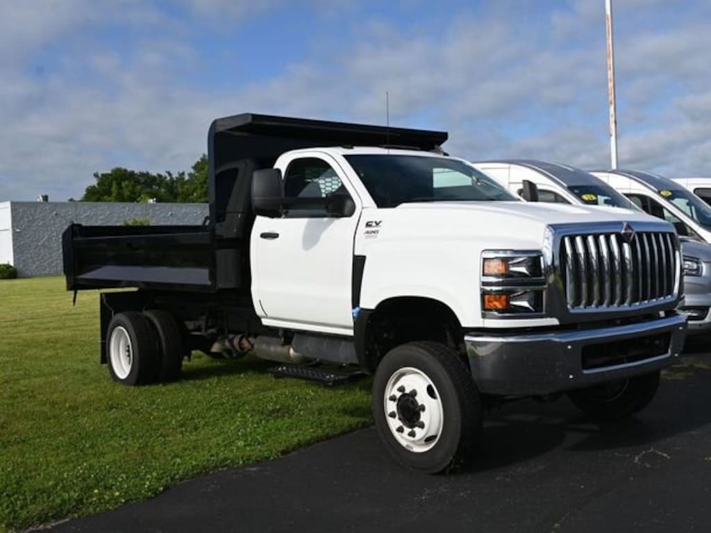 Used 2022 International CV515