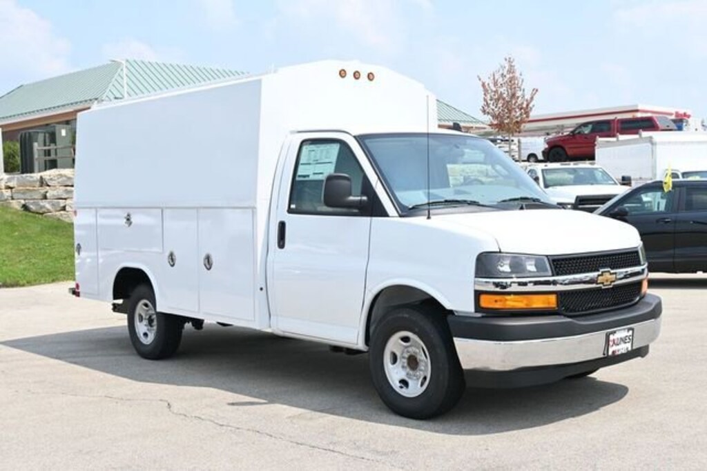 New 2025 Chevrolet Express Cutaway 3500 1WT Cutaway Van