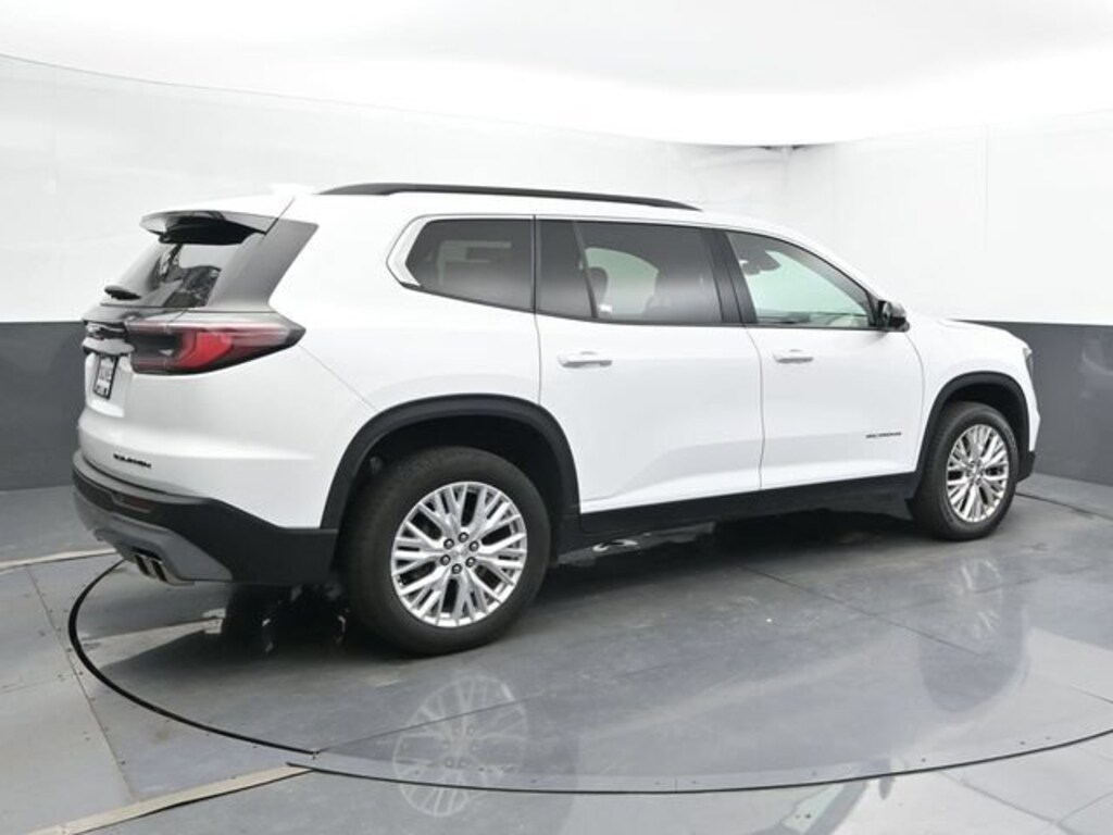 Used 2024 GMC Acadia Elevation SUV