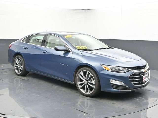 2024 Chevrolet Malibu Premier 2LT photo 2
