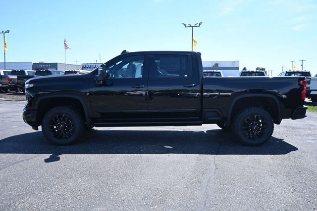 2026 Chevrolet Silverado 3500HD High Country - Photo 8