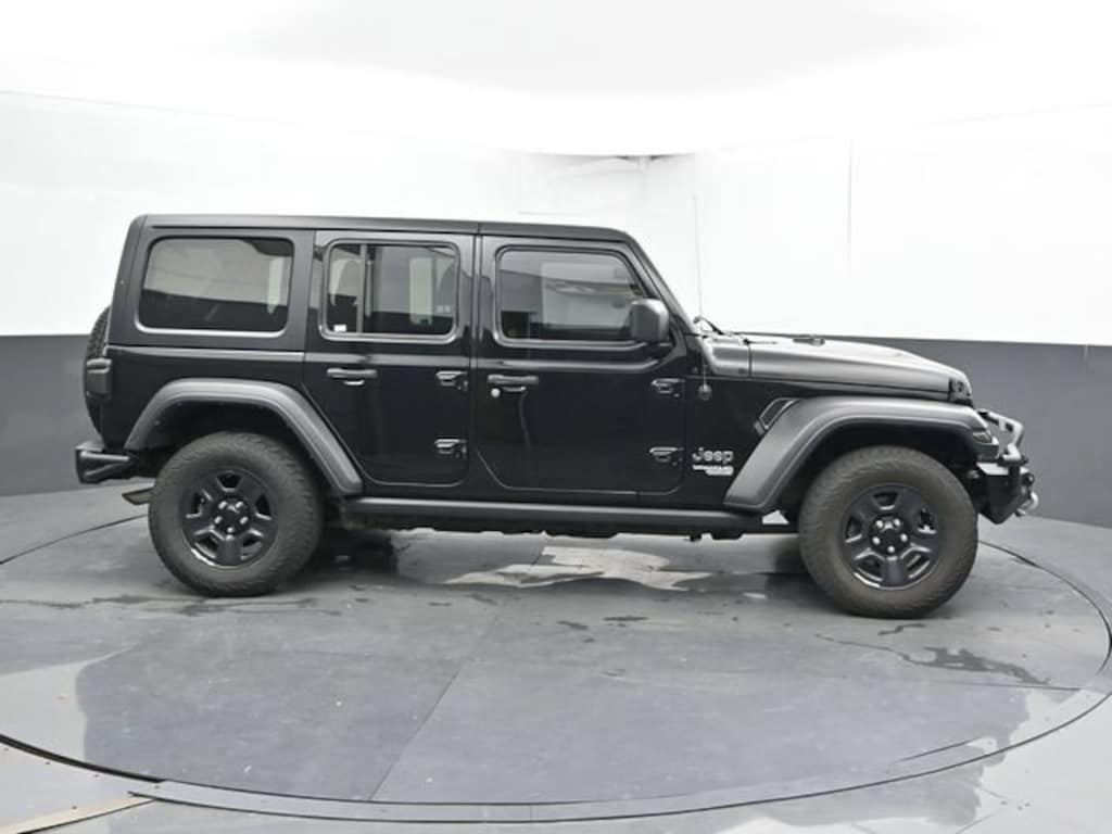 Used 2018 Jeep Wrangler Unlimited Sport